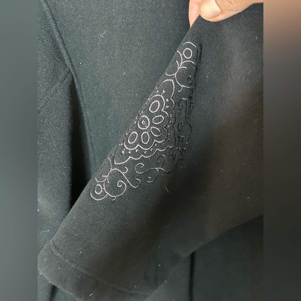 Athleta Women's Swara Fleece Hooded Embroidered Black Purple Jacket Size S - Picture 7 of 13